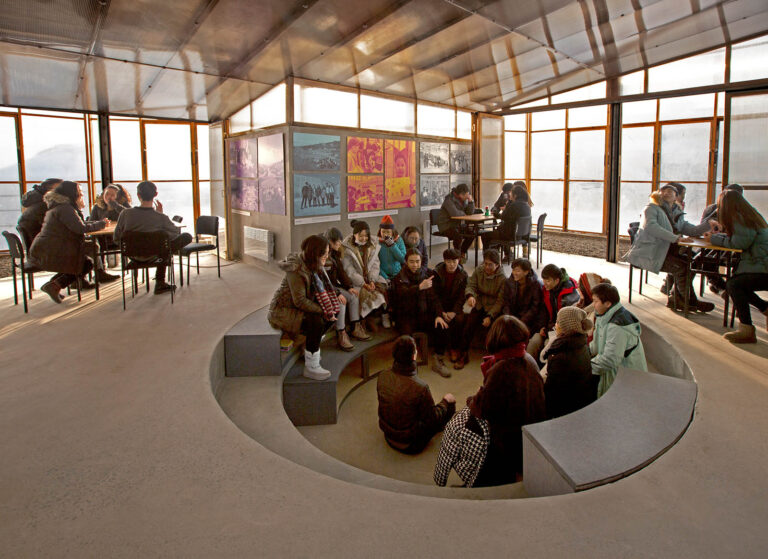 Exploring Signal Garage: A Hub of Innovation and Community Engagement